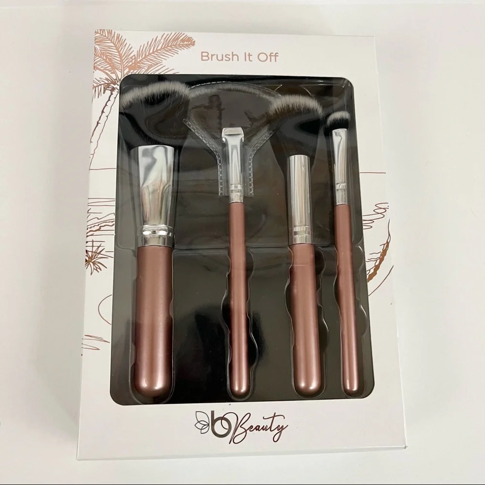 Belk Beauty Brush It Off 4 Piece Brush Set